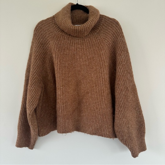 Old Navy Sweaters - Old Navy Warm Tan Turtleneck Sweater Size XXL